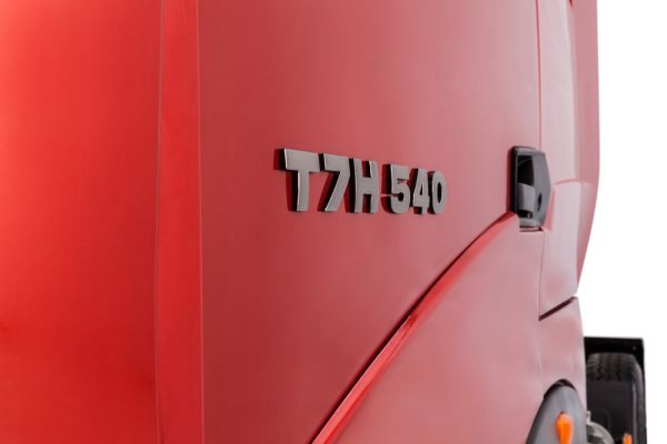 howo-t7h-detalle-1259D6DBF3-5C38-8476-659C-F395D63D5B45.jpg